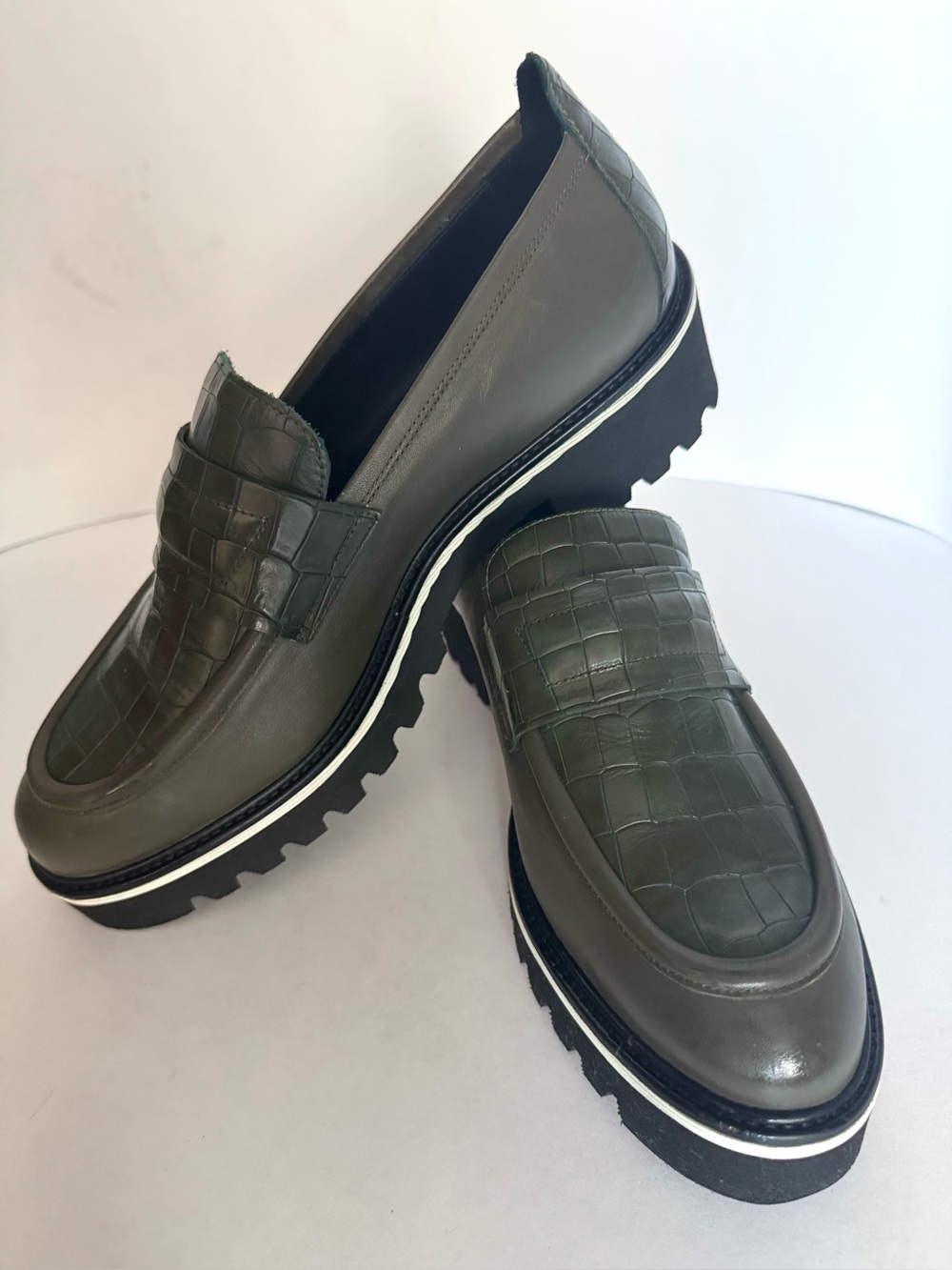 NIB M.Gemi Croc-Embossed Olive Green Leather Lug Sole Italian Loafers US11 - Picture 2 of 13